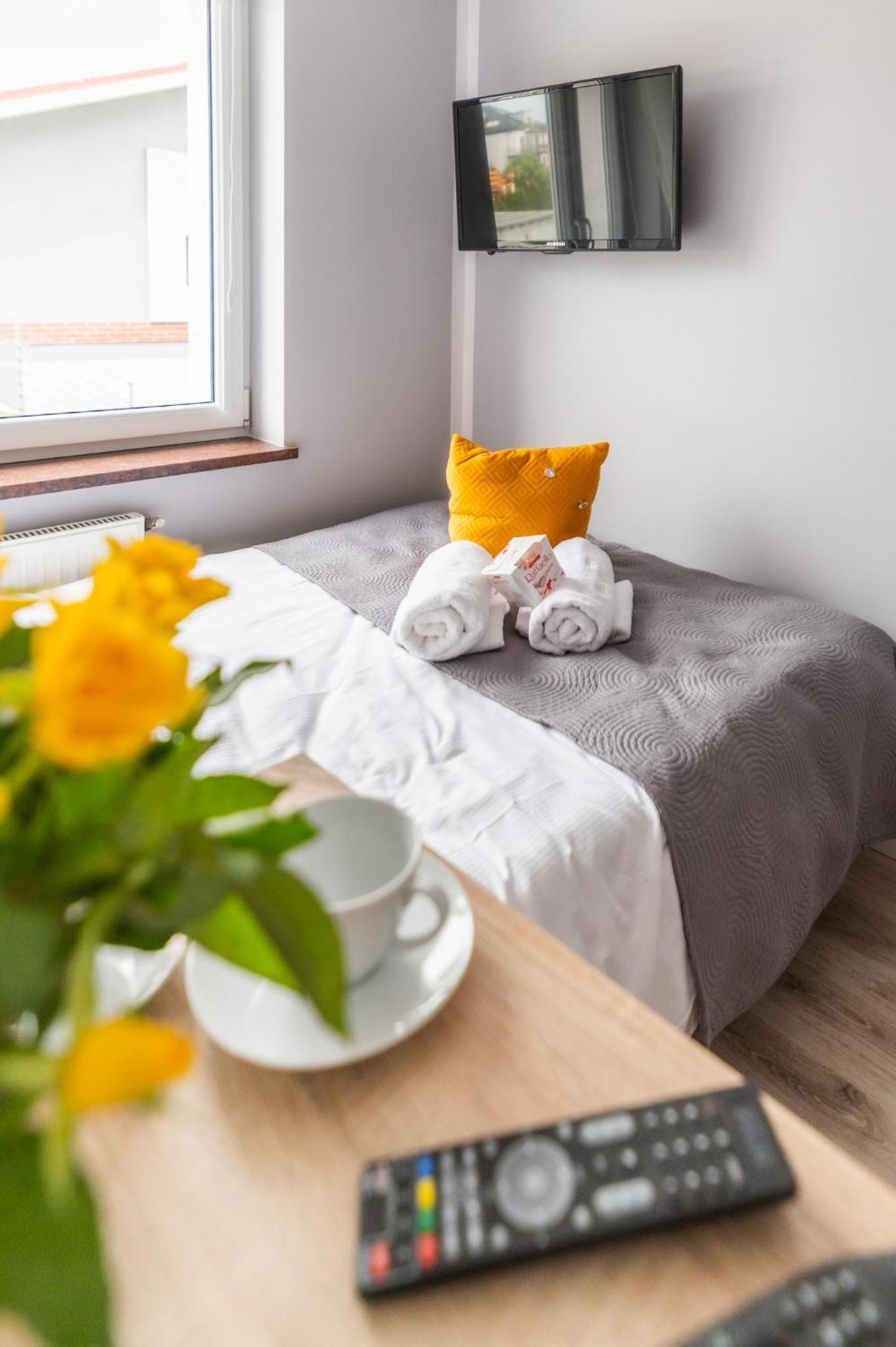 Reveliqa2 - Pokoje Goscinne I Apartamenty Pobierowo Exterior foto